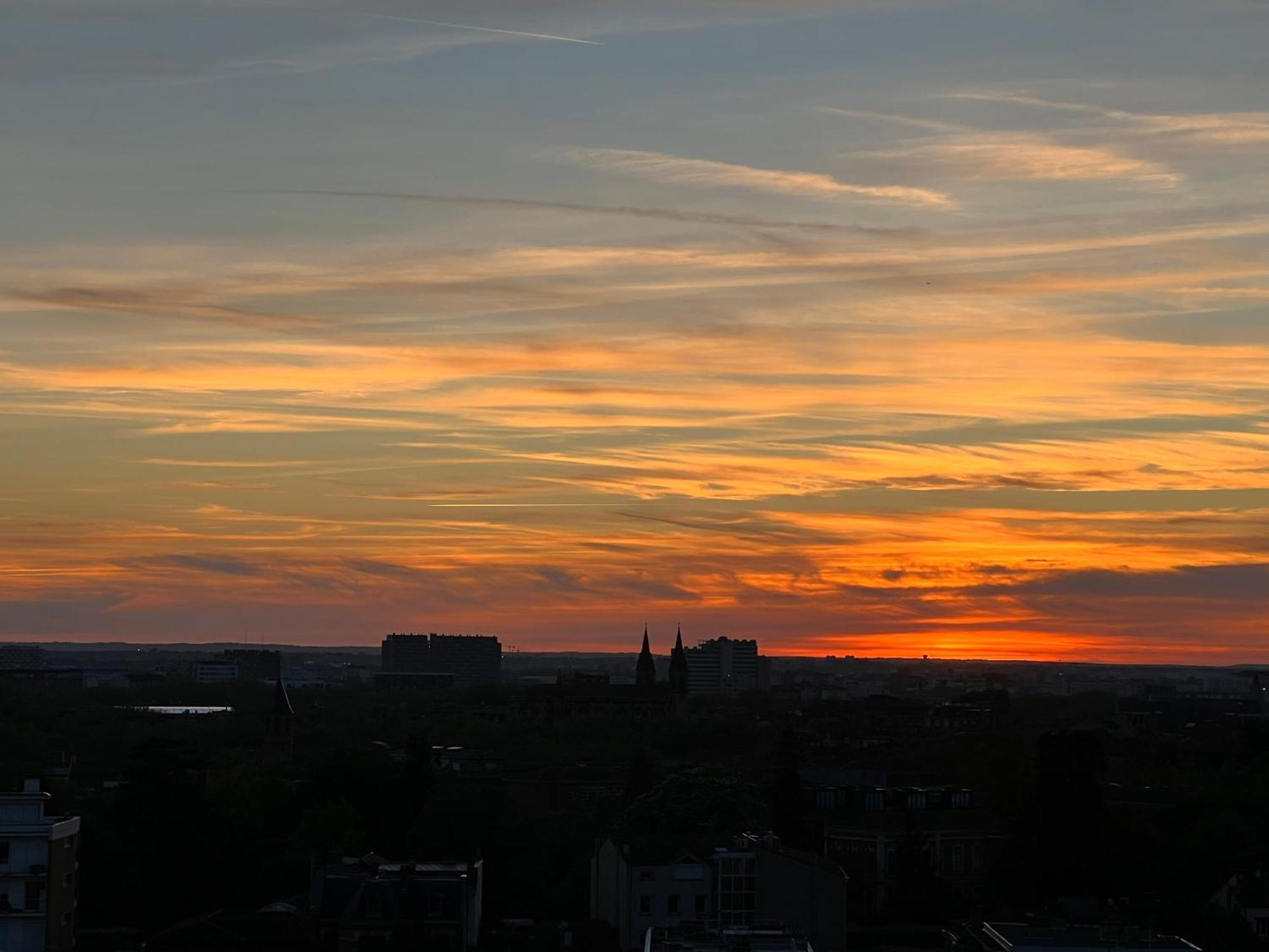 Sunset Duplex - Grand-Rond, Jardin Des Plantes, Centre-Ville, 2 Bdrs 60M2, Ac, Free Public Car Park 200M Away, Netflix - T3 60M2 Avec Clim, Parking Public Gratuit A 200M Тулуза Экстерьер фото